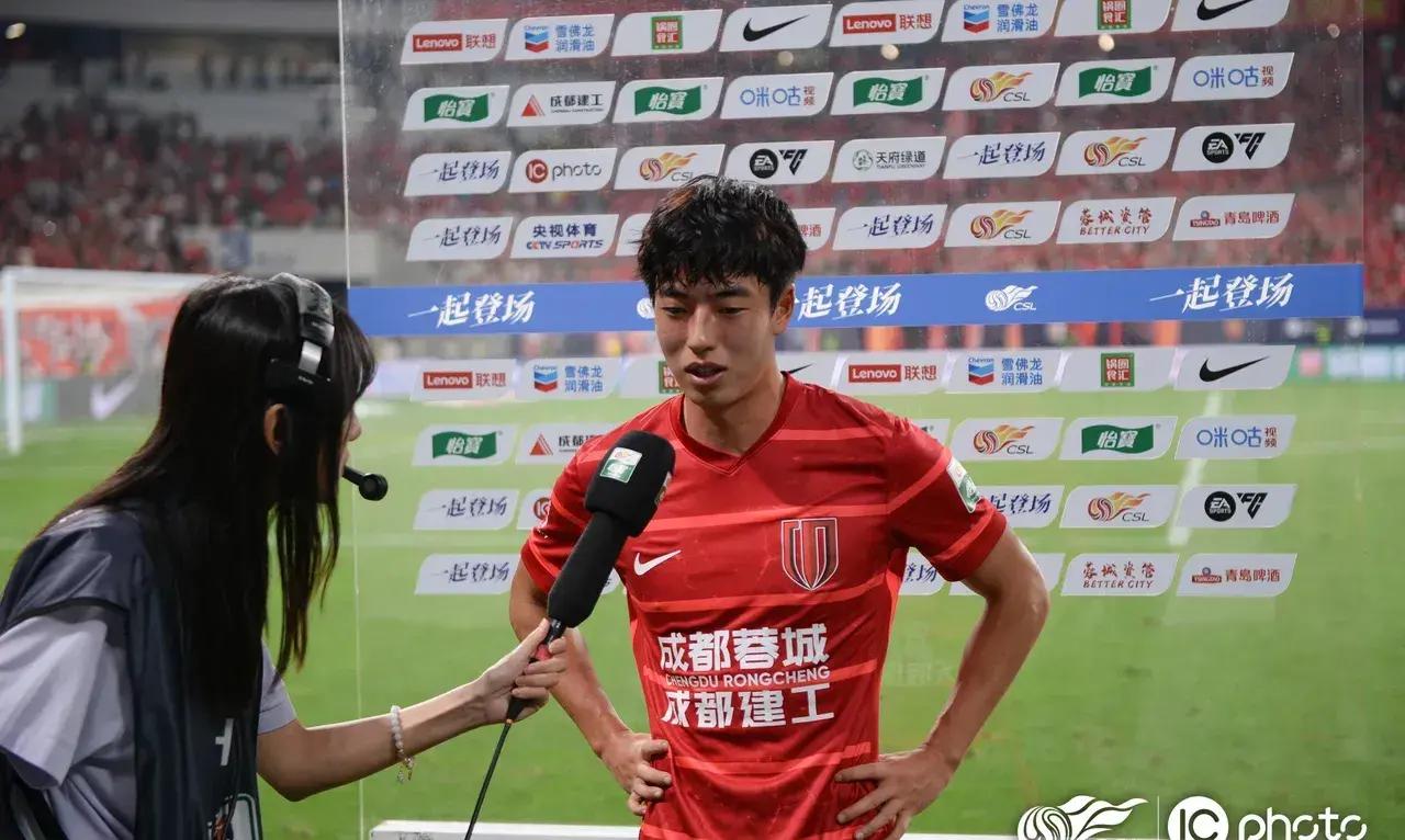 训练课后成都蓉城备战欧超杯；强势反弹细节流出；管理层满意；更衣室氛围转暖的简单介绍-九游官方网站