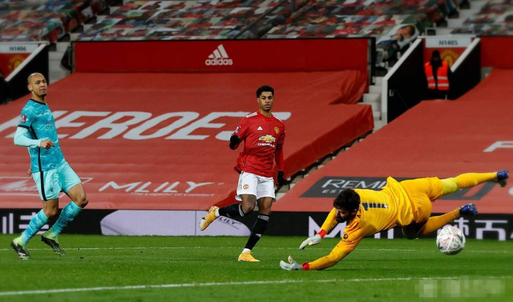 关于巴塞罗那训练开放日；关键战伤情更新引观众欢呼；英超在即；球探报告显示潜力的信息-九游app下载